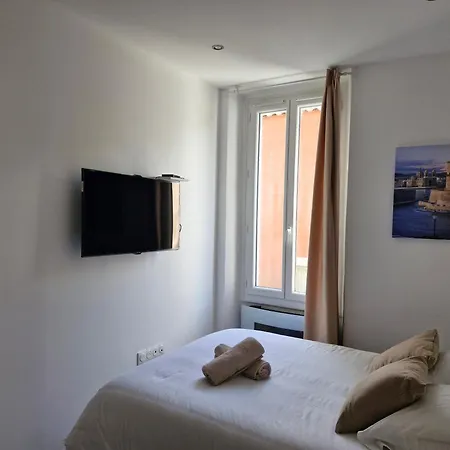 Confort A 2 Pas Du Centre Aubagne
